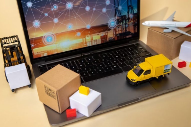 دورة التجارة الإلكترونية عبر أمازون-Amazon